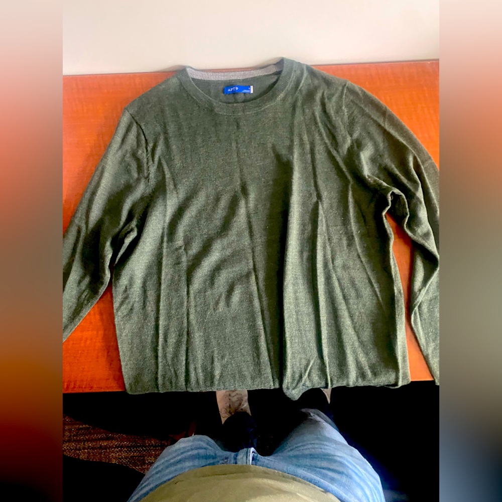 Sweater - Casual or Formal - Comfy - New